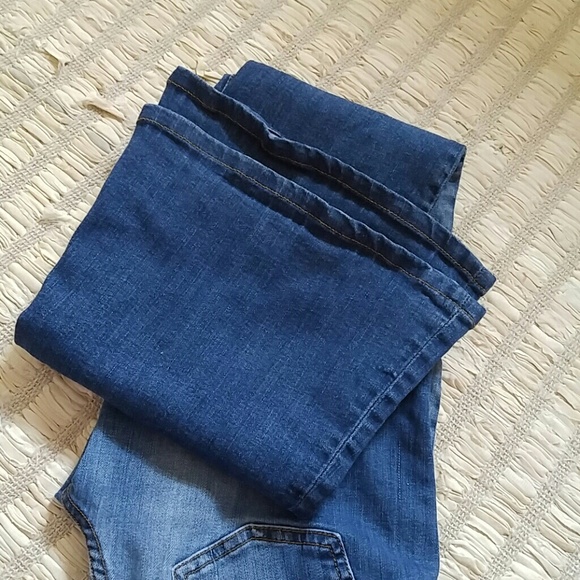 Joes Jeans - Picture 2 of 4
