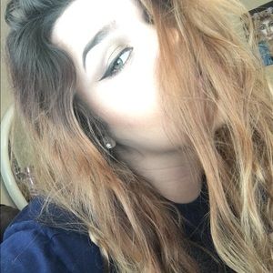 Meet your Posher, Katelynn