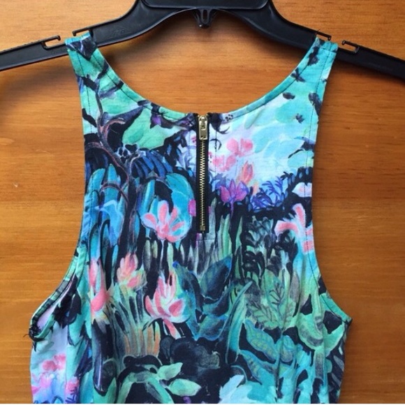 💐SALE!💐 H&M Floral Tropical Top - small - Picture 3 of 3