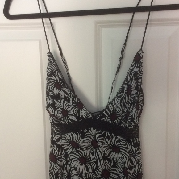 Urban Outfitters Daisy Deluxe Maxi Dress - Picture 4 of 4