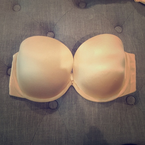 Victoria's Secret nude strapless bra