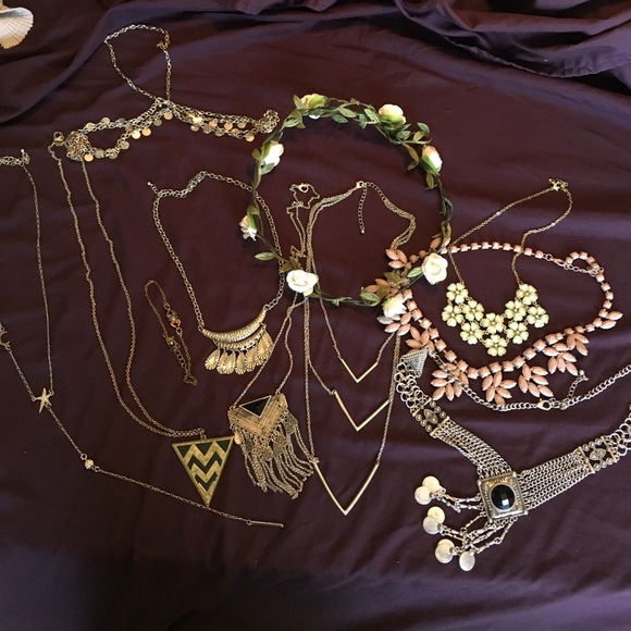 Accessories - Picture 2 of 2