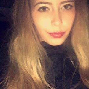 Meet your Posher, Hope