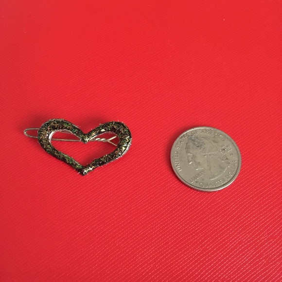 Green Heart Hair Clip