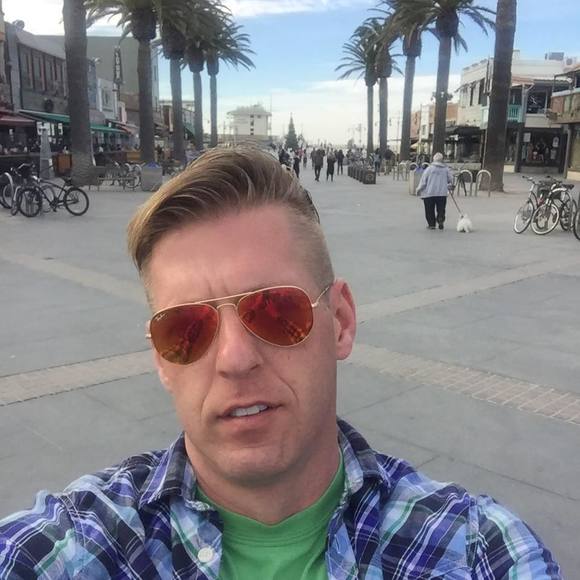 Meet your Posher, Josh - Picture 1 of 1