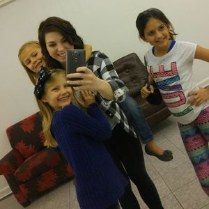 Meet your Posher, Brooke