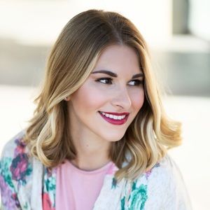 Meet your Posher, Haley