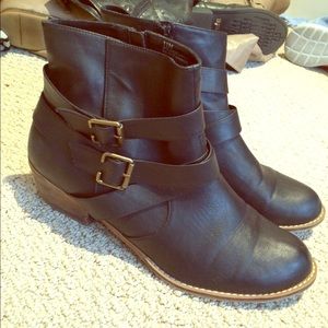 ▪️Black booties▪️