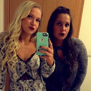 Meet your Posher, Emilee