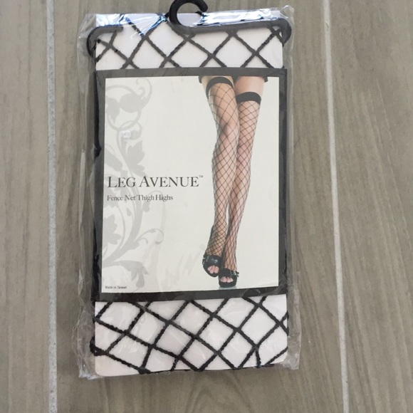Leg Avenue Fence Net Thigh Highs Black