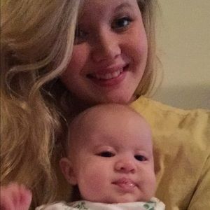 Meet your Posher, Lauren