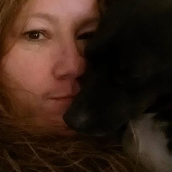 Meet your Posher, Lori - Picture 1 of 1