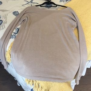 Long sleeve backless shirt