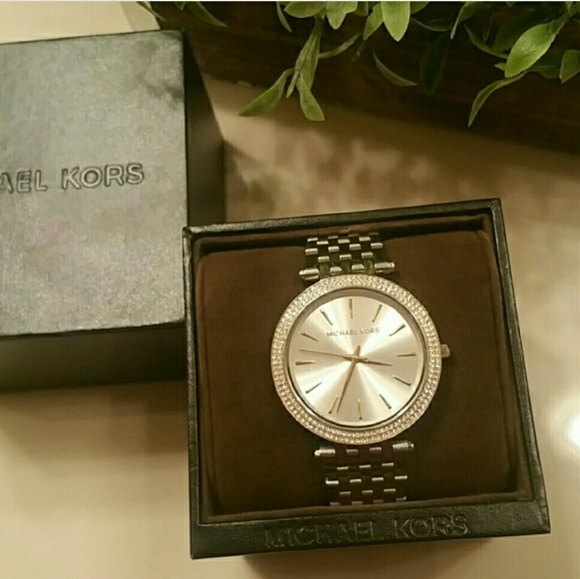 **Final Price**Michael kors Darci two tone watch