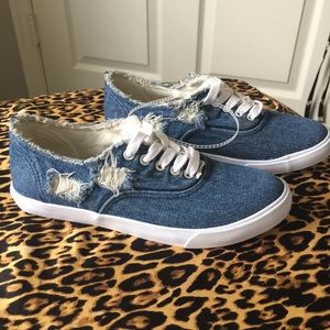 New Sam Edelman Sneakers