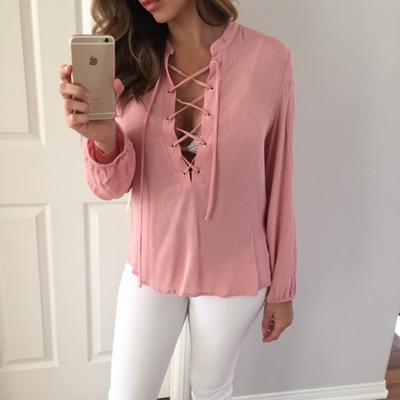 SOLD OUT • Beautiful Blush Tie Front Top - Picture 4 of 4