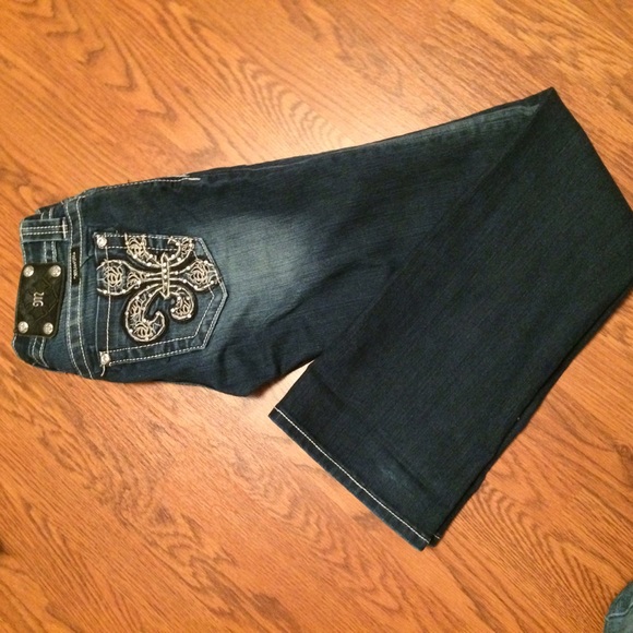 SOLD Miss me jeans - Picture 2 of 4