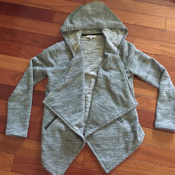 BB Dakota open sweater cardigan