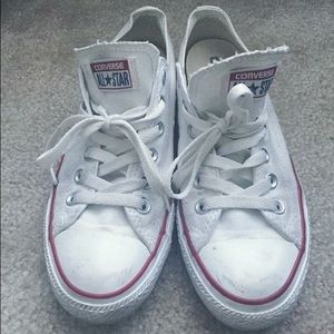 White Converse Women's Size 8