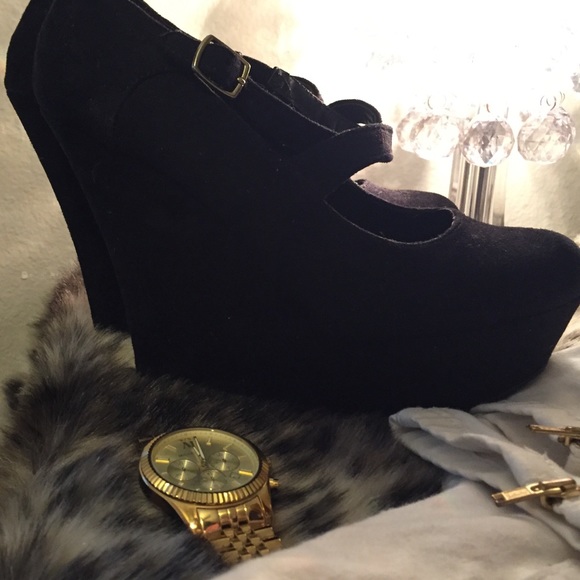 Platform heels - Picture 4 of 4