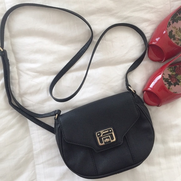 Guess Handbags - Guess CrossBody