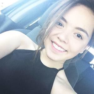 Meet your Posher, Daniela