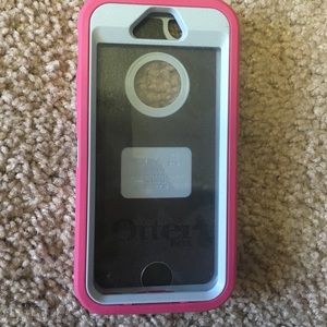 iPhone 5/5s otter box
