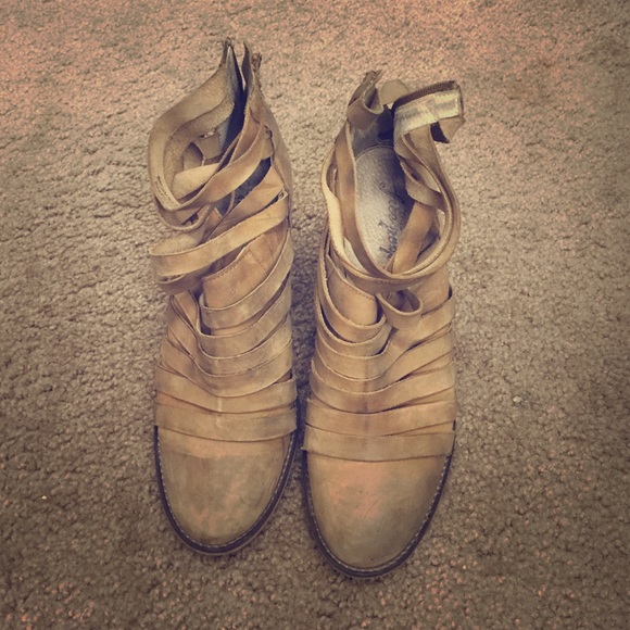 Free People Hybrid Heel Booties size 8