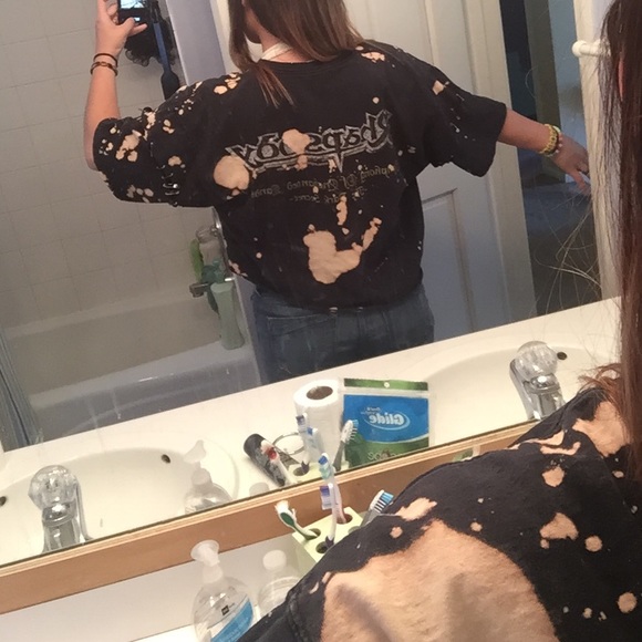 bleached safety pin vintage tee - Picture 4 of 4