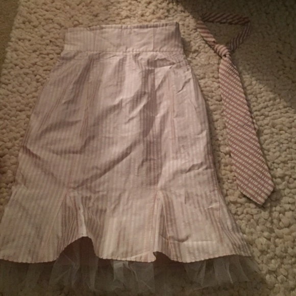 His & hers party set - Picture 1 of 4