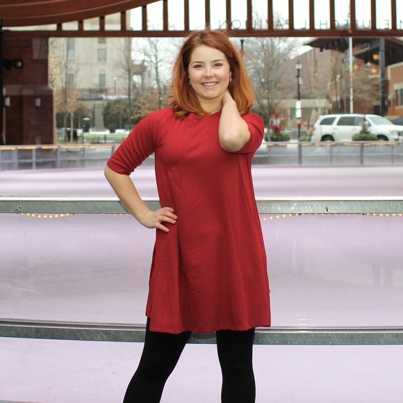 Fun red dress - Picture 2 of 5