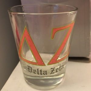 Delta zeta shot glass