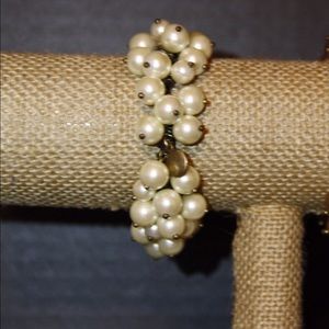 Pearl bracelet