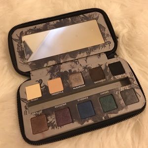Urban decay smoked palette