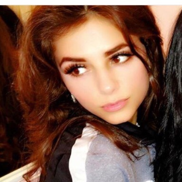 Meet your Posher, Rachel - Picture 1 of 1