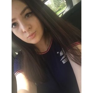 Meet your Posher, Adriana