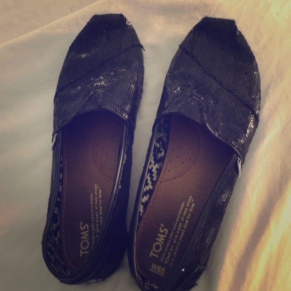 Toms shoes