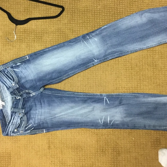 New - Picture 2 of 3