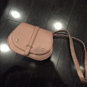 Cross body everyday bag!