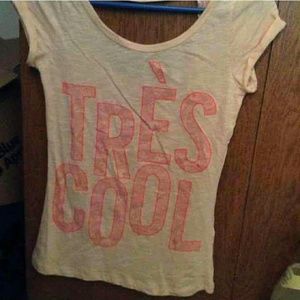 Cute tee!