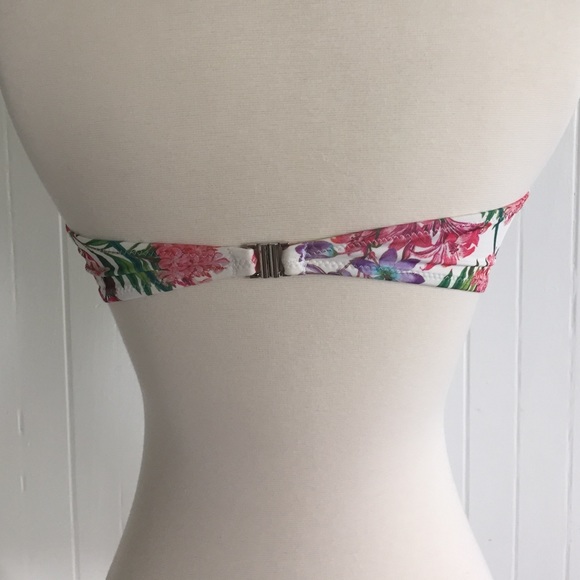 HP ✨| H&M Floral Swim Top - Picture 4 of 4