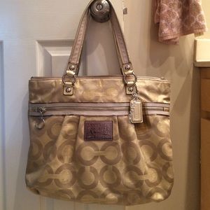 Large gold coach bag! 😊