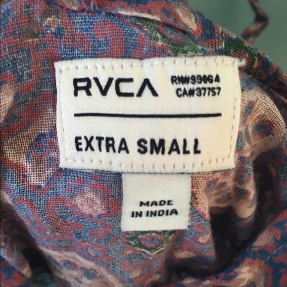 Lavender RVCA Romper - Picture 4 of 4
