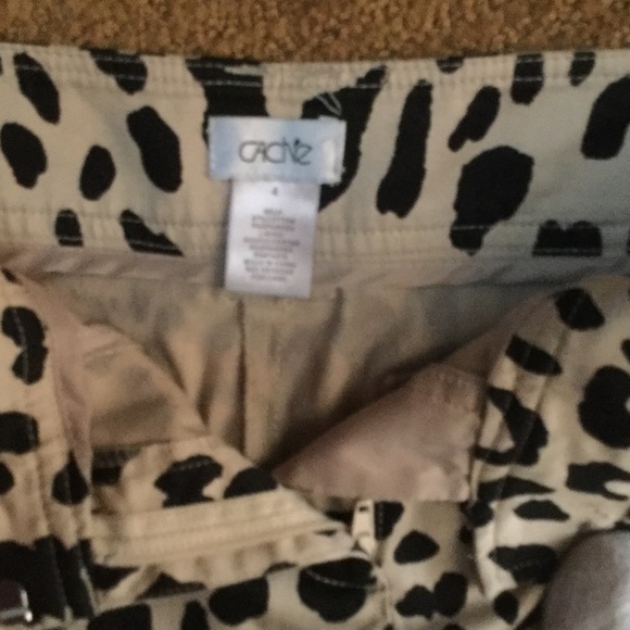 Shorts - Picture 2 of 2