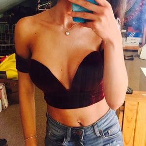 TOBI fancy plunge crop top