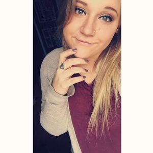 Meet your Posher, Allie