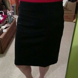 73Classic Black Knee Length Skirt