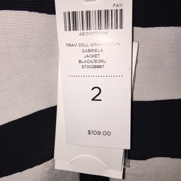 CHICO'S Black & White Patterned Jacket - FINAL MARKDOWN!! - Picture 3 of 4