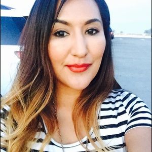 Meet your Posher, Lynn