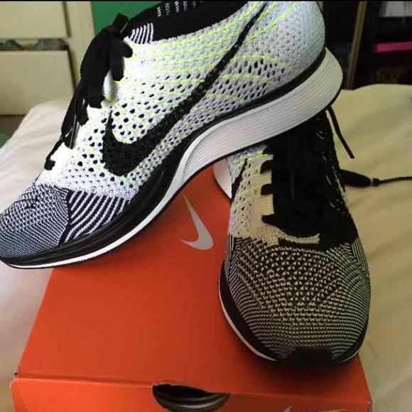 *SOLD*Nike Flyknit Racers - Picture 2 of 3